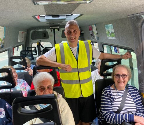 Lou and passengers on bus